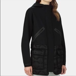 NWT! Under Armour Black Winter Coat. Size Medium.